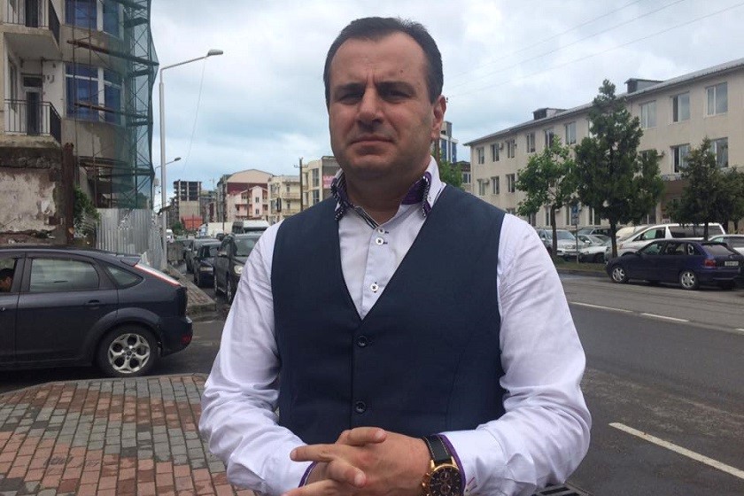 თენგიზ კახიძე
ადვოკატი