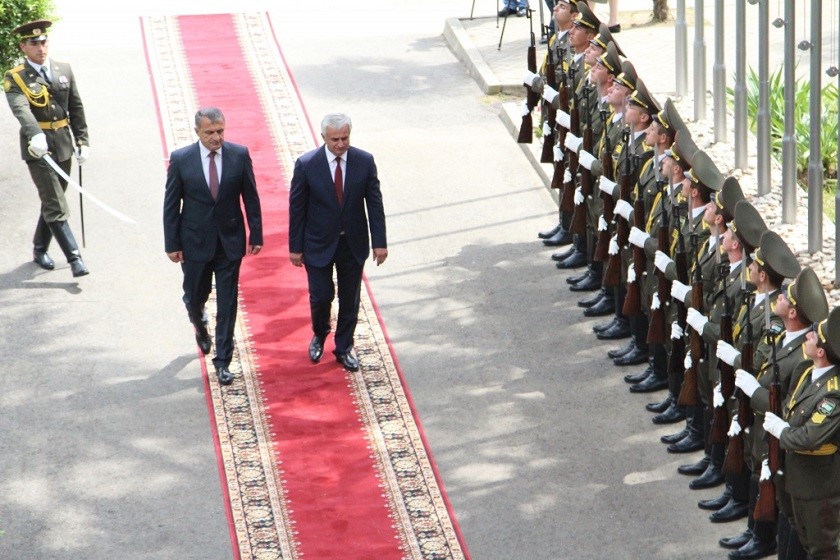 დახვედრის ცერემონია