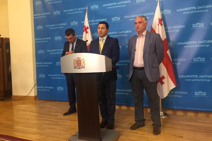 არჩილ თალაკვაძე